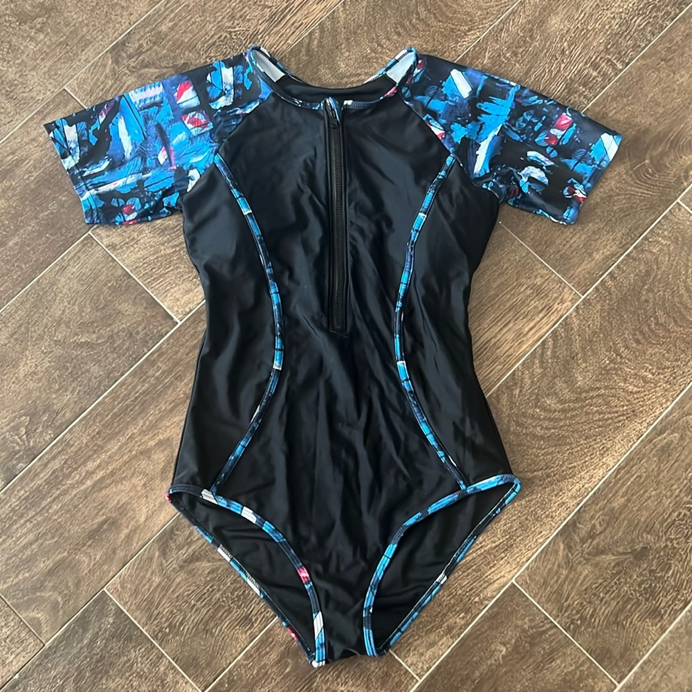 Small/medium swimsuit one piece